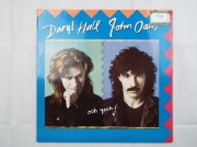 Daryl Hall and John Oates Ooh Yeah.